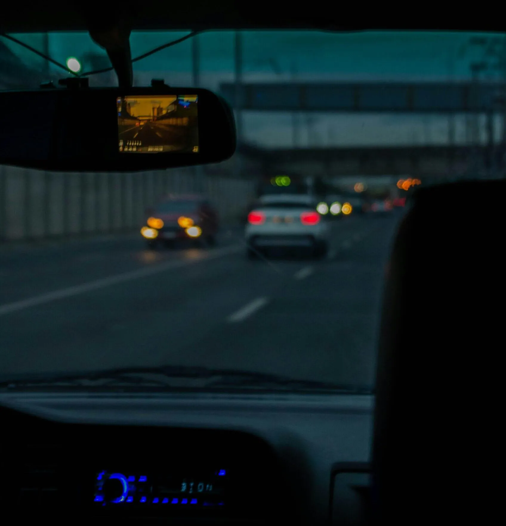 How Night Vision Dashcams Improve Safety After Dark